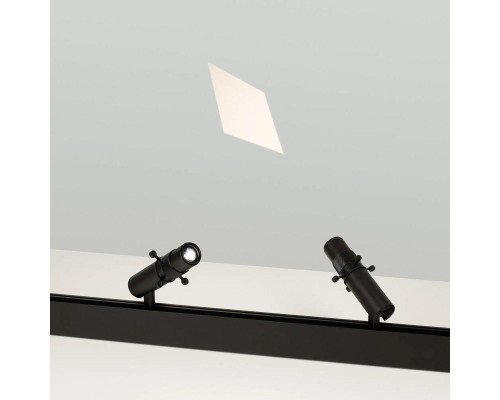 Трековый светодиодный светильник Arlight Mag-Orient-Spot-Crop-Zoom-TC-R35-6W Warm3000 045067 Трековый светодиодный светильник Arlight Mag-Orient-Spot-Crop-Zoom-TC-R35-6W Warm3000 045067