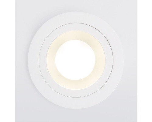 Встраиваемый светильник Elektrostandard 122 MR16 серебро/белый a053353 Встраиваемый светильник Elektrostandard 122 MR16 серебро/белый a053353