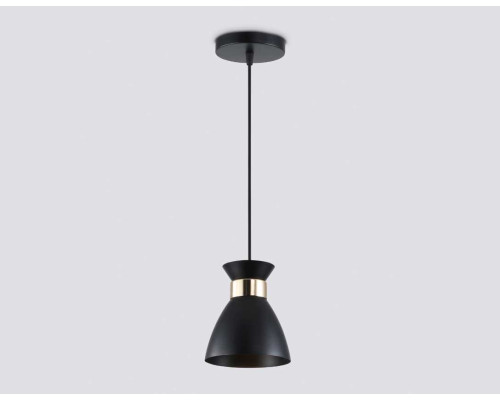 Светильник подвесной Ambrella light TRADITIONAL TR8468