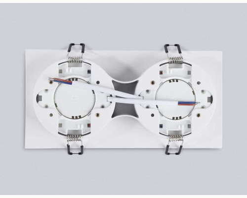 Светильник встраиваемый Ambrella Light TN6711 Светильник встраиваемый Ambrella Light TN6711