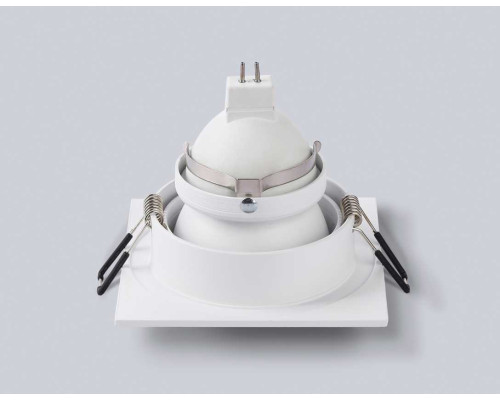 Светильник встраиваемый Ambrella Light TN102826 Светильник встраиваемый Ambrella Light TN102826