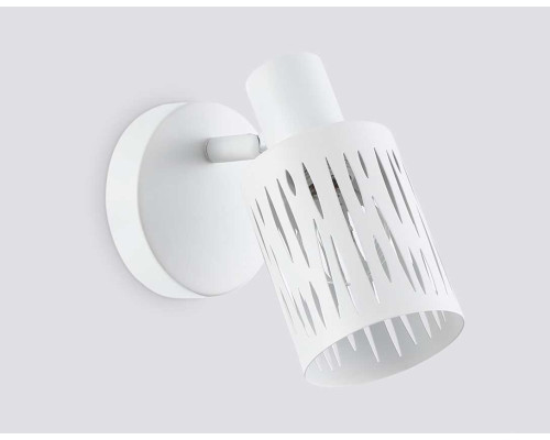 Настенно-потолочный спот Ambrella light TRADITIONAL TR8663 Настенно-потолочный спот Ambrella light TRADITIONAL TR8663