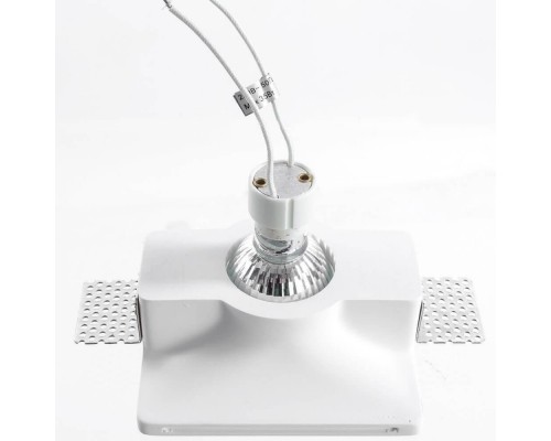 Встраиваемый светильник Arte Lamp Invisible A9110PL-1WH Встраиваемый светильник Arte Lamp Invisible A9110PL-1WH