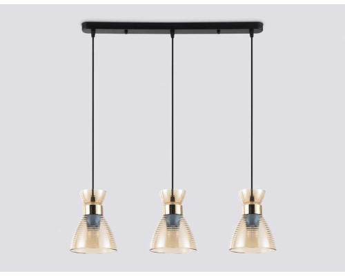 Светильник подвесной со стеклянными плафонами Ambrella light Traditional TR3404 Светильник подвесной со стеклянными плафонами Ambrella light Traditional TR3404
