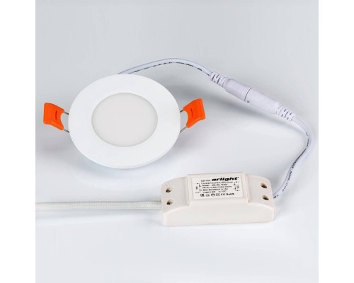Встраиваемый светодиодный светильник Arlight DL-85M-4W Warm White 020104 Встраиваемый светодиодный светильник Arlight DL-85M-4W Warm White 020104