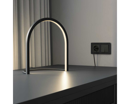 Настольная светодиодная лампа Eurosvet Over a071222 Настольная светодиодная лампа Eurosvet Over a071222