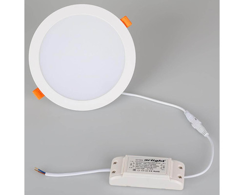 Встраиваемый светодиодный светильник Arlight DL-BL180-18W Day White 021440 Встраиваемый светодиодный светильник Arlight DL-BL180-18W Day White 021440