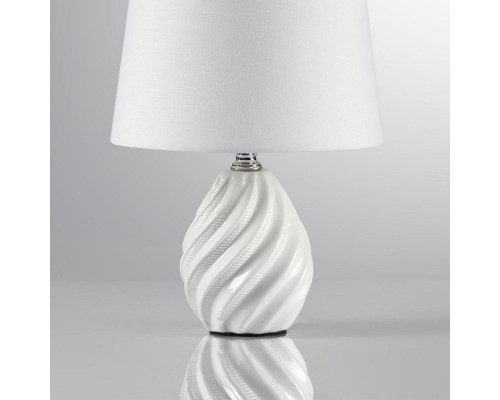 Настольная лампа Lumion Moderni Keila 8143/1T Настольная лампа Lumion Moderni Keila 8143/1T