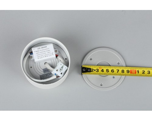 Потолочный светодиодный светильник Omnilux Salentino OML-100909-06 Потолочный светодиодный светильник Omnilux Salentino OML-100909-06
