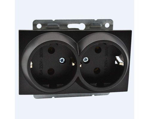 Розетка 2К+З двойная Mono Electric Despina/ Larissa 16A 250V винтовое подключение графит 500-002004-120 Розетка 2К+З двойная Mono Electric Despina/ Larissa 16A 250V винтовое подключение графит 500-002004-120