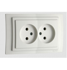 Розетка 2К двойная Mono Electric Larissa 16A 250V винтовое подключение белый 103-191905-121