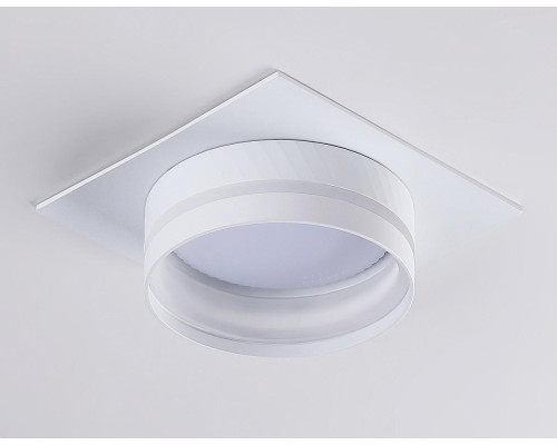 Встраиваемый светильник Ambrella light Techno Spot GX53 Acrylic tech TN5221 Встраиваемый светильник Ambrella light Techno Spot GX53 Acrylic tech TN5221