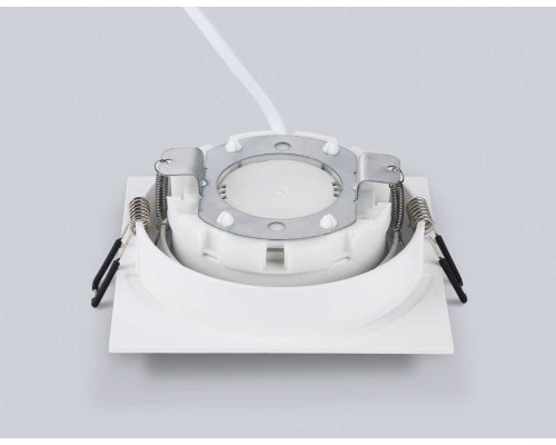 Светильник встраиваемый Ambrella Light TN6607 Светильник встраиваемый Ambrella Light TN6607