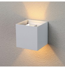 Уличный настенный светодиодный светильник Elektrostandard 1548 Techno LED Winner белый a038412