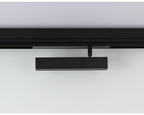 Трековый светодиодный светильник Ambrella Light Track System Magnetic 220V GL1322 Трековый светодиодный светильник Ambrella Light Track System Magnetic 220V GL1322