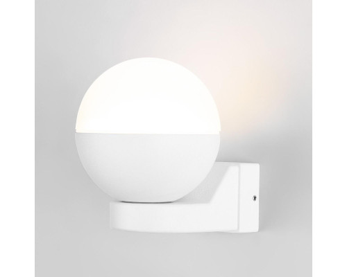 Настенный светильник Elektrostandard Moon MRL 1028 белый a062857 Настенный светильник Elektrostandard Moon MRL 1028 белый a062857