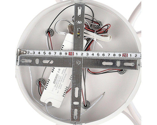 Потолочная светодиодная люстра Natali Kovaltseva High-Tech Led Lamps 82036 Потолочная светодиодная люстра Natali Kovaltseva High-Tech Led Lamps 82036