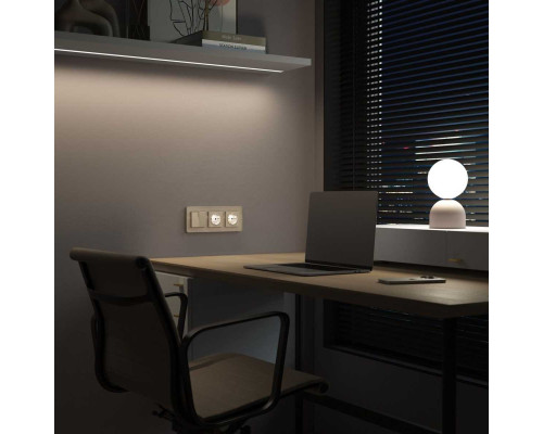 Розетка с подсветкой Werkel айвори a069610 Розетка с подсветкой Werkel айвори a069610