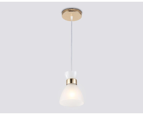 Светильник подвесной со стеклянным плафоном Ambrella light Traditional TR3401 Светильник подвесной со стеклянным плафоном Ambrella light Traditional TR3401