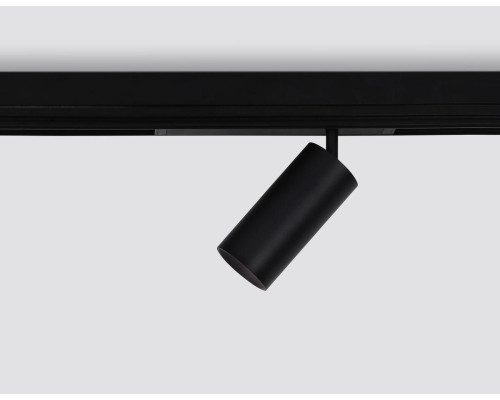 Трековый светодиодный светильник Ambrella Light Track System Magnetic 220V GL1232 Трековый светодиодный светильник Ambrella Light Track System Magnetic 220V GL1232