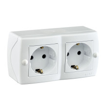 Розетка 2К+З двойная Mono Electric Octans IP20 16A 250V винтовое подключение белый 104-010107-120